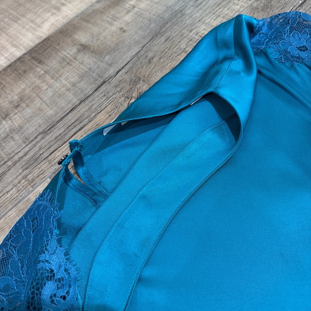 A.L.C. Alessia Asymmetrical Lace Dress in Bright Flourite - Picture 4 of 8
